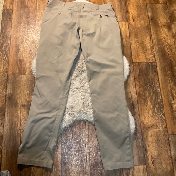 5.11 Tactical Pants Size 36 Men's Khaki Pockets Outdoor 35" Inseam - Picture 11 of 14